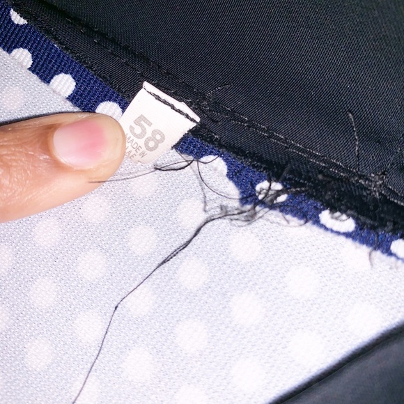 Abaya with beautiful blue & white floral patterns - Picture 4 of 7